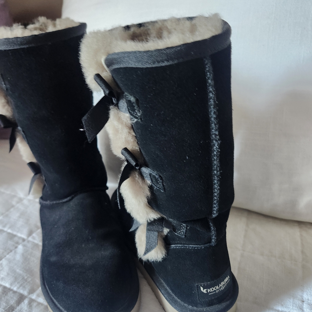 Koolaburra Black Suede Boots with Fur Trim